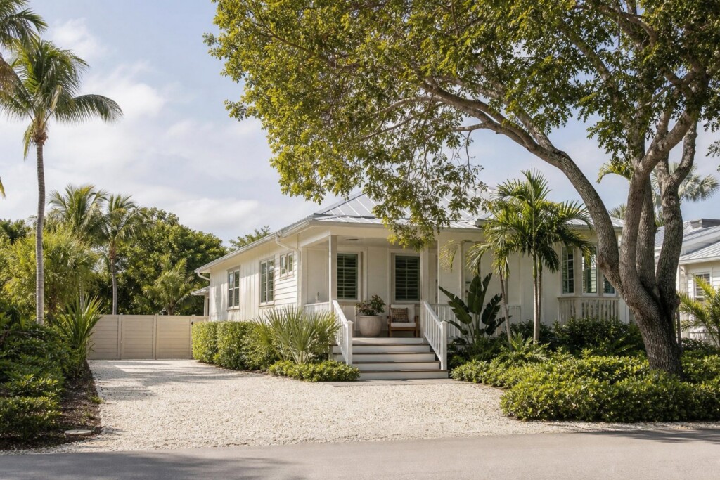 Anna Maria neighborhood with well-kept homes and quiet residential streets, an established residential neighborhood